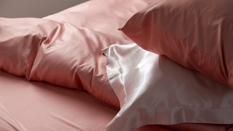 This silk pillowcase saved my skin and hair